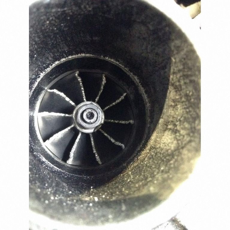 Motor — Jeep Cherokee, Skladom v EÚ — foto 11 z 12
