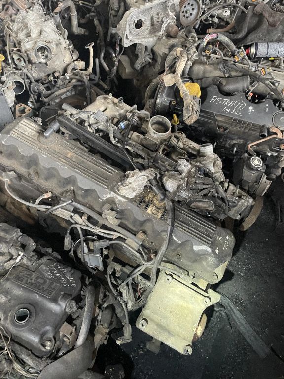 Motor — Jeep Cherokee, Skladom v EÚ — foto 1