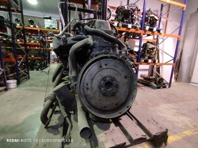 Motor — Jeep Cherokee, Skladom v EÚ — foto 2 z 4