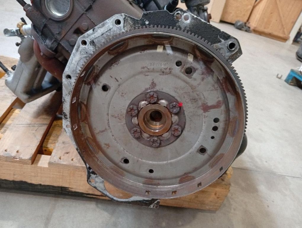 Motor — Jeep Cherokee, Skladom v EÚ — foto 2 z 8