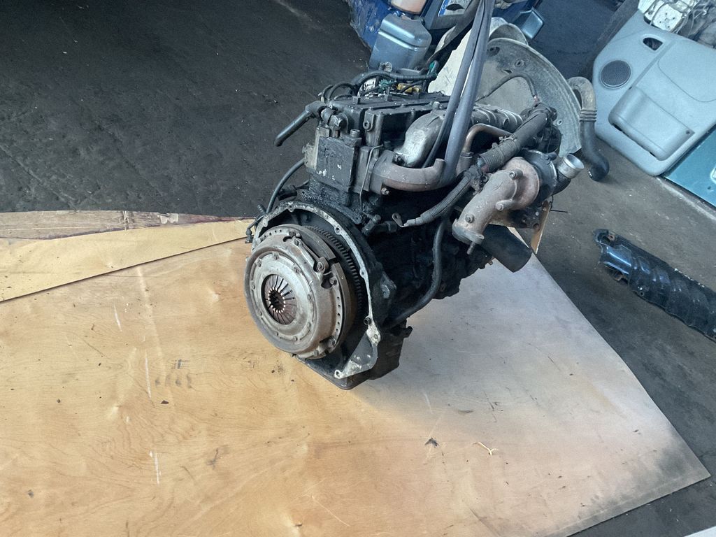 Motor — Jeep Cherokee, Skladom v EÚ — foto 11 z 15