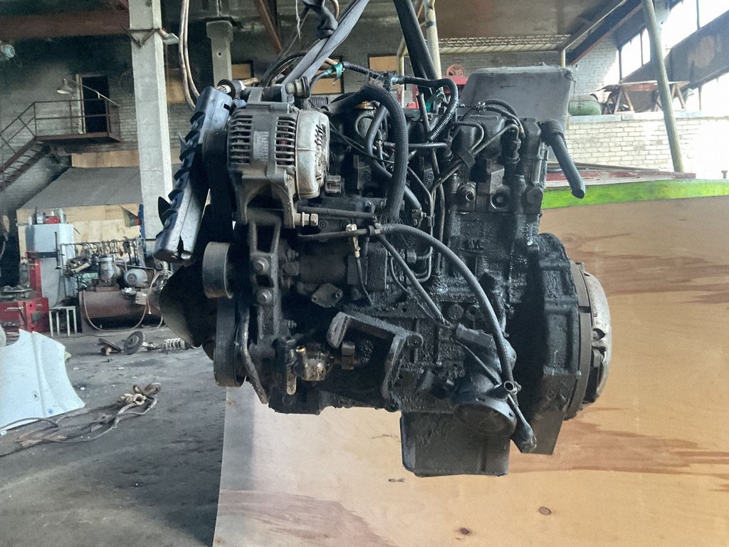 Motor — Jeep Cherokee, Skladom v EÚ — foto 12 z 15