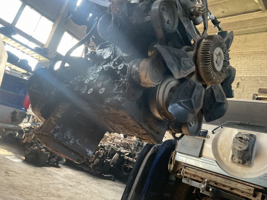 Motor — Jeep Cherokee, Skladom v EÚ — foto 14 z 15