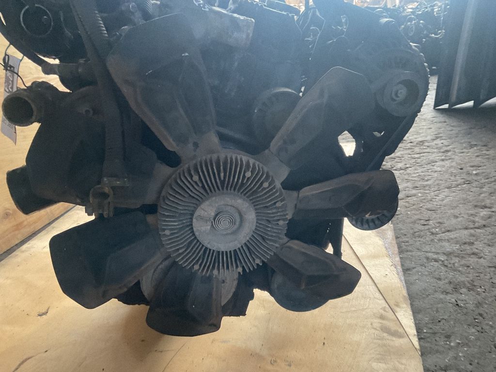 Motor — Jeep Cherokee, Skladom v EÚ — foto 8 z 15