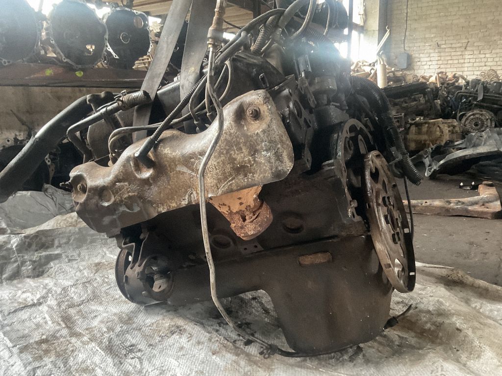 Motor — Jeep Cherokee, Skladom v EÚ — foto 6 z 12