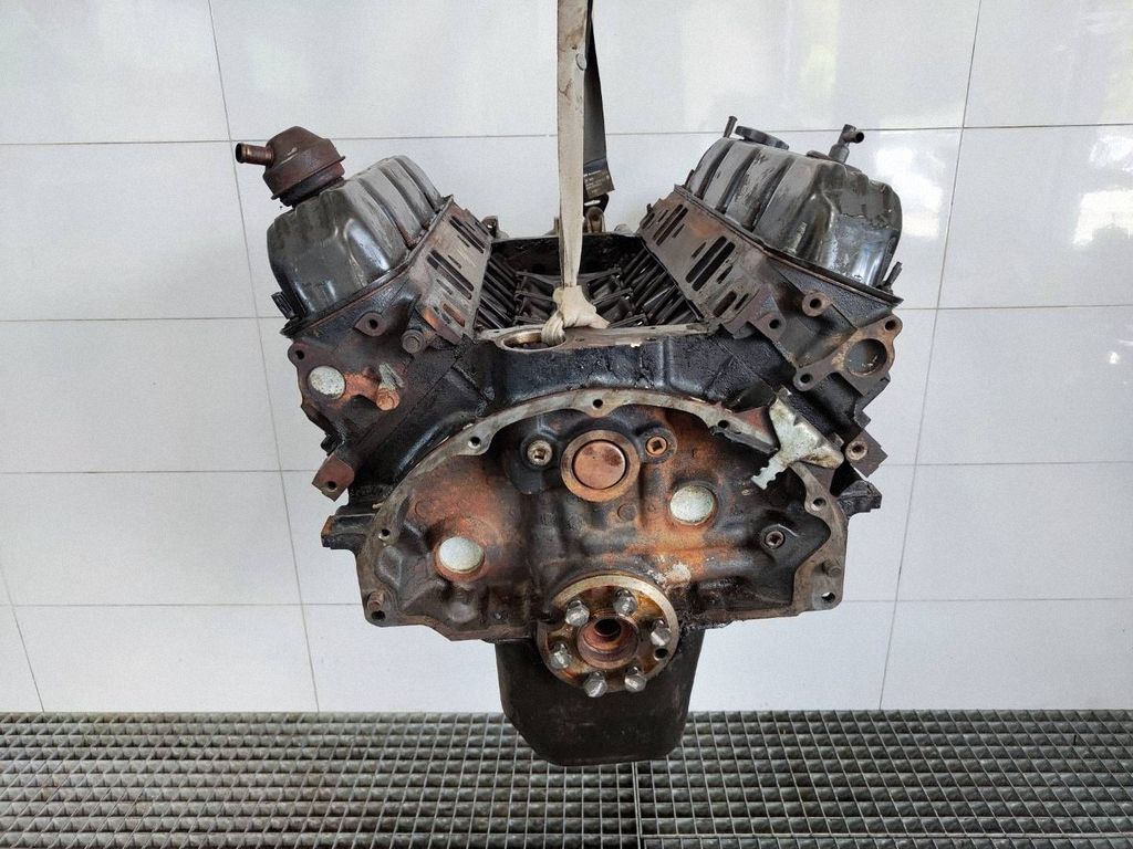 Motor — Jeep Cherokee, Skladom v EÚ — foto 5 z 9