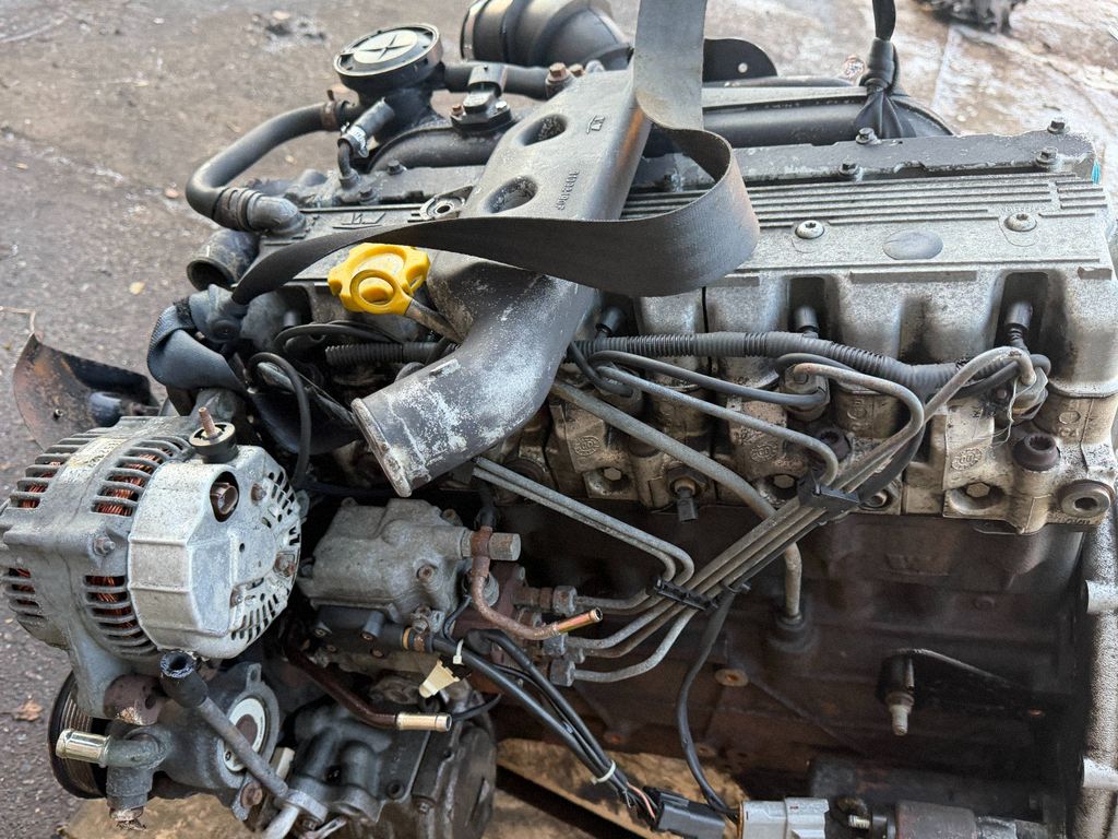 Motor — Jeep Cherokee, Skladom v EÚ — foto 11 z 19