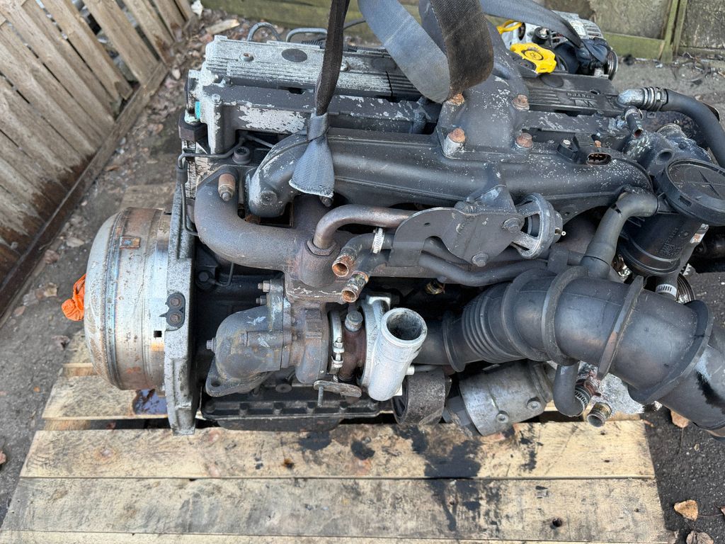 Motor — Jeep Cherokee, Skladom v EÚ — foto 3 z 19
