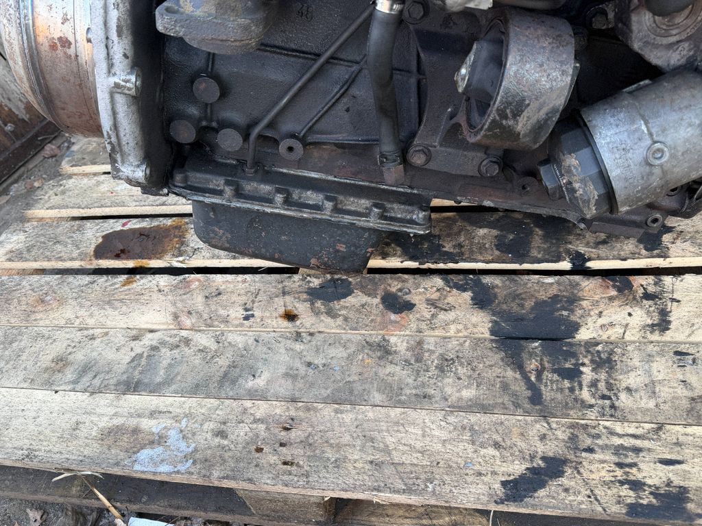 Motor — Jeep Cherokee, Skladom v EÚ — foto 5 z 19