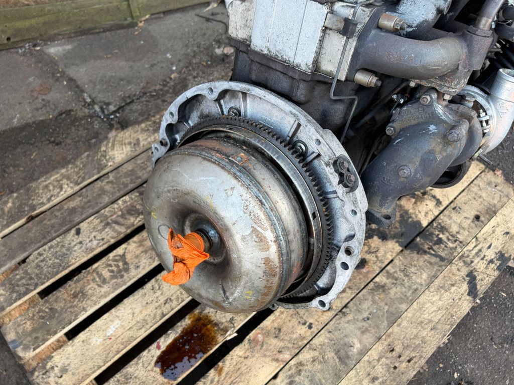 Motor — Jeep Cherokee, Skladom v EÚ — foto 6 z 19
