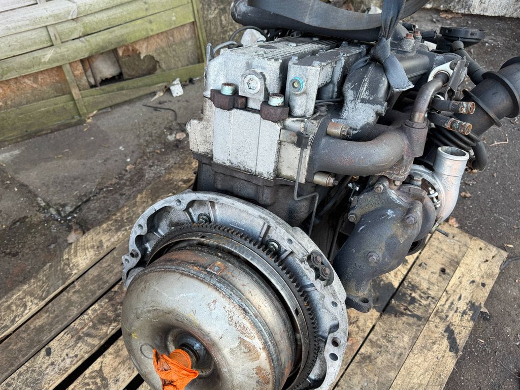 Motor — Jeep Cherokee, Skladom v EÚ — foto 7 z 19