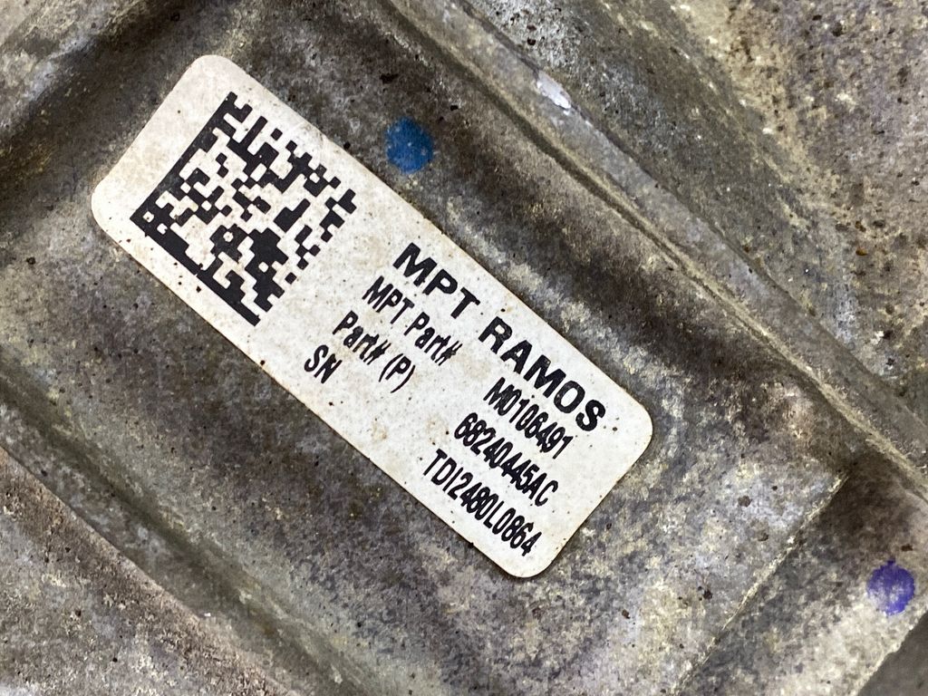 Převodovka 68240445AC — Case, Skladom v EÚ — foto 11 z 20