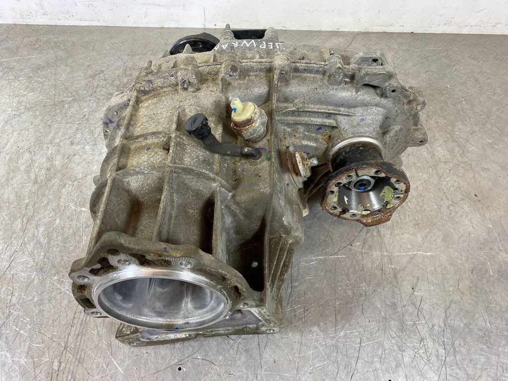 Převodovka 68240445AC — Case, Skladom v EÚ — foto 4 z 20