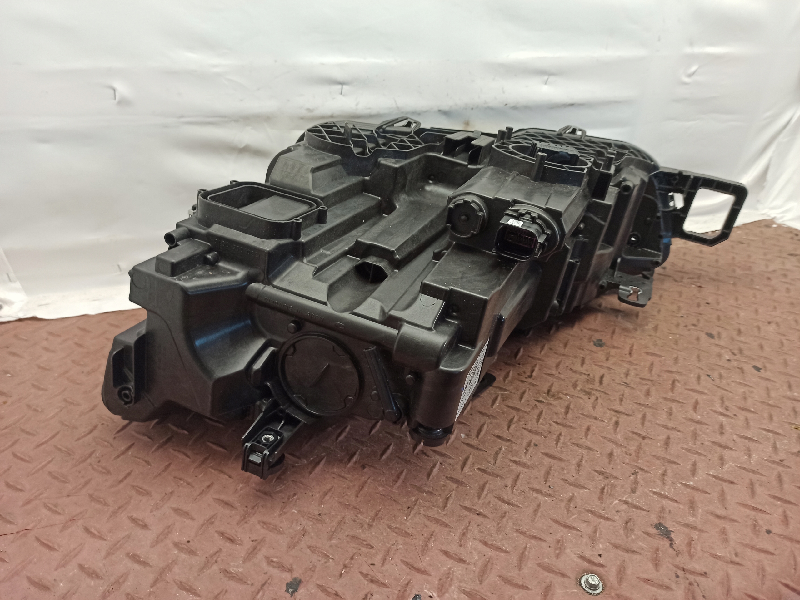 Světlomet — Cupra, Skladom v EÚ — foto 16 z 16