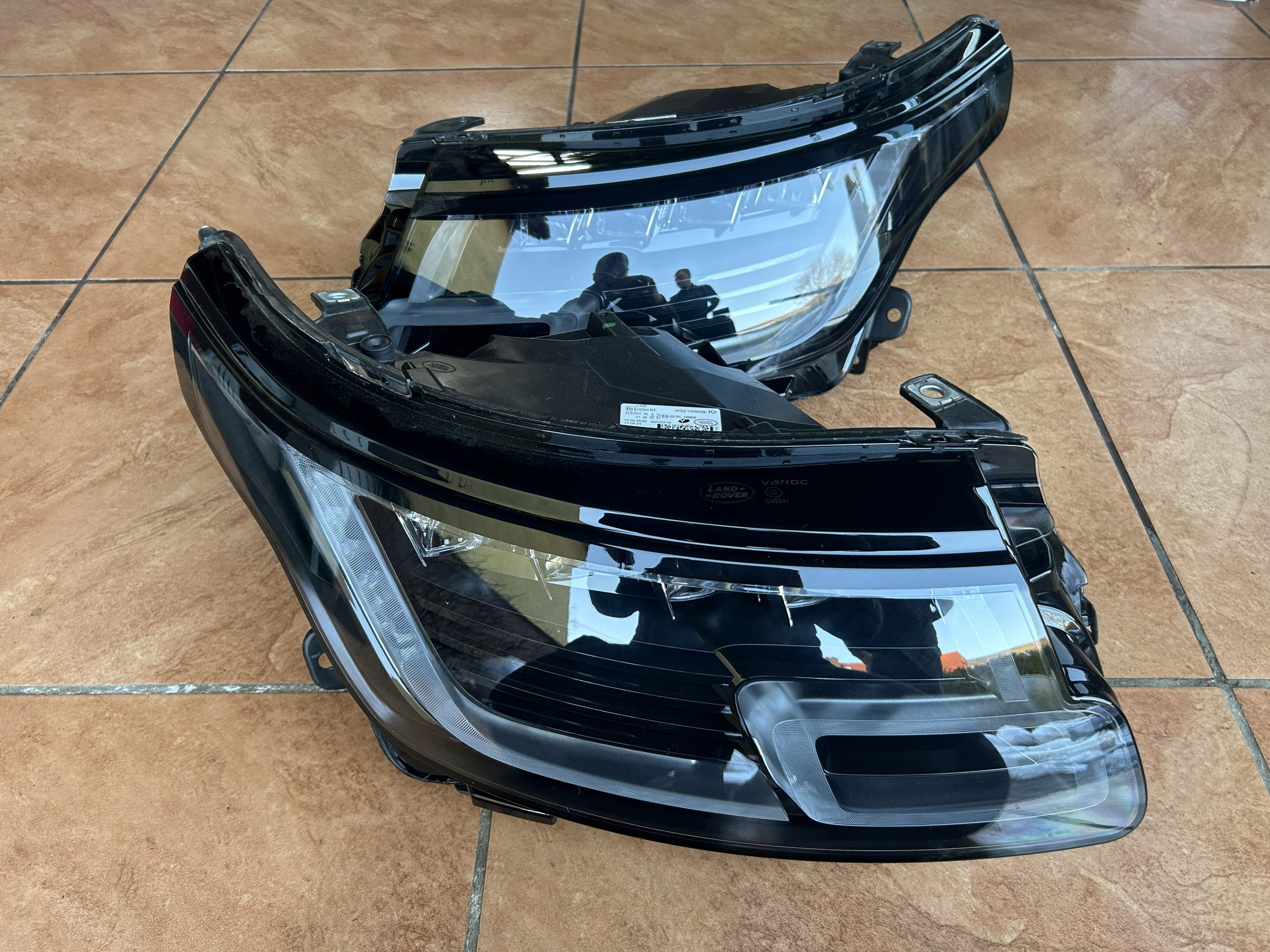 Světlomet — BMW, Skladom v EÚ — foto 1