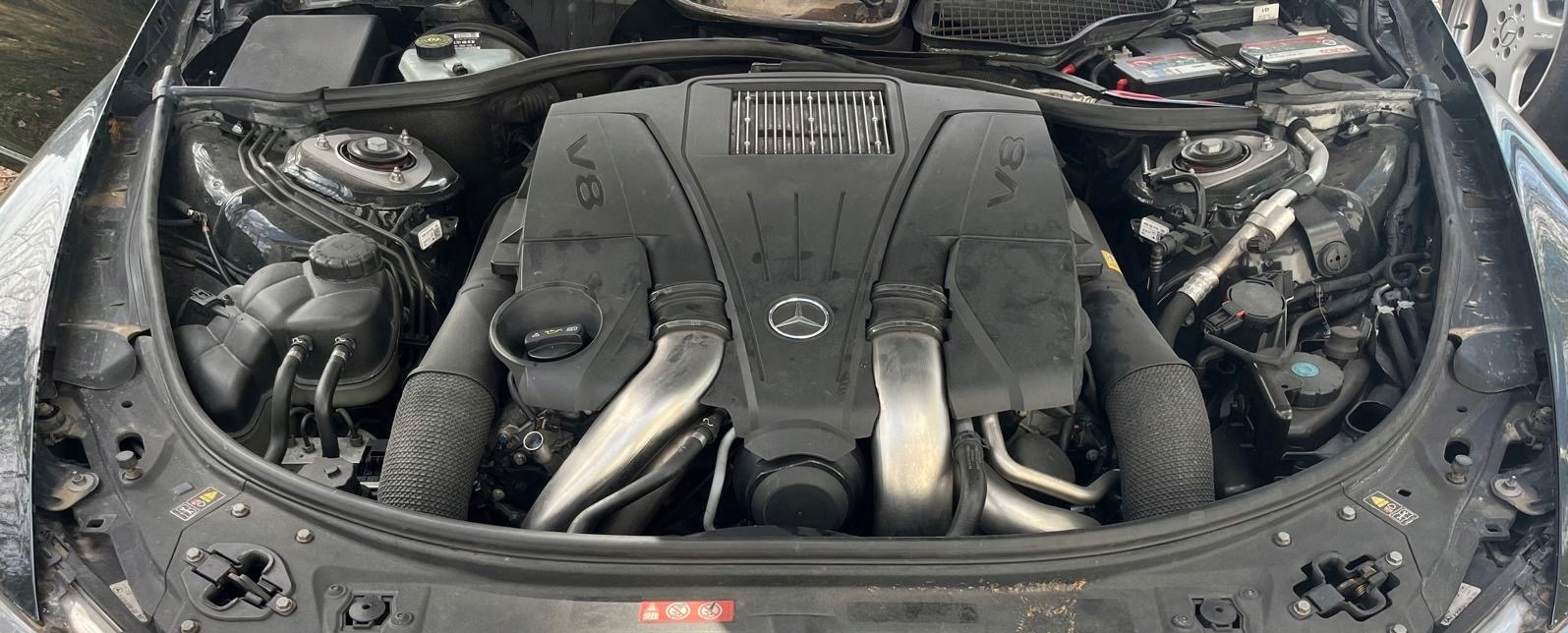 Kompletní motor — Mercedes-Benz E-Class 4.7 BITURBO, Skladom v EÚ — foto 1