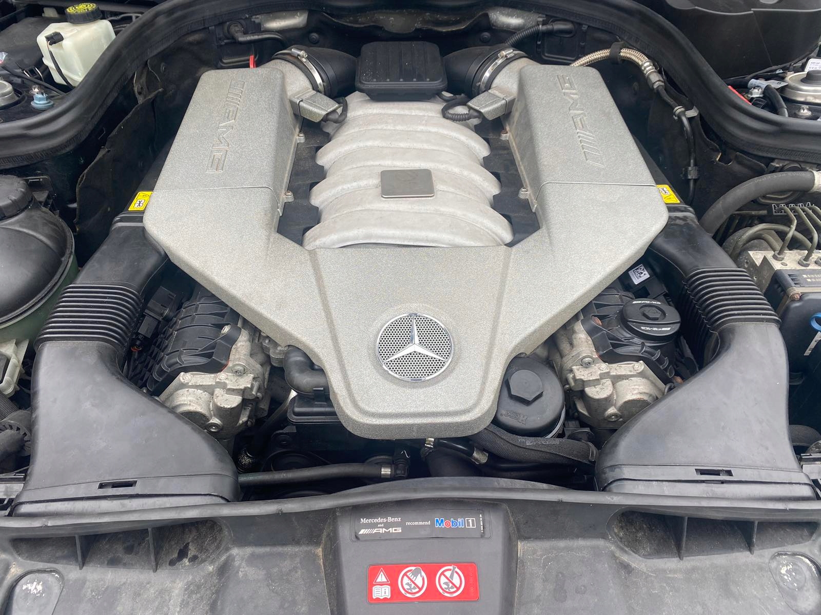 Motor — Mercedes-Benz C-Class 6.3, Skladom v EÚ — foto 1