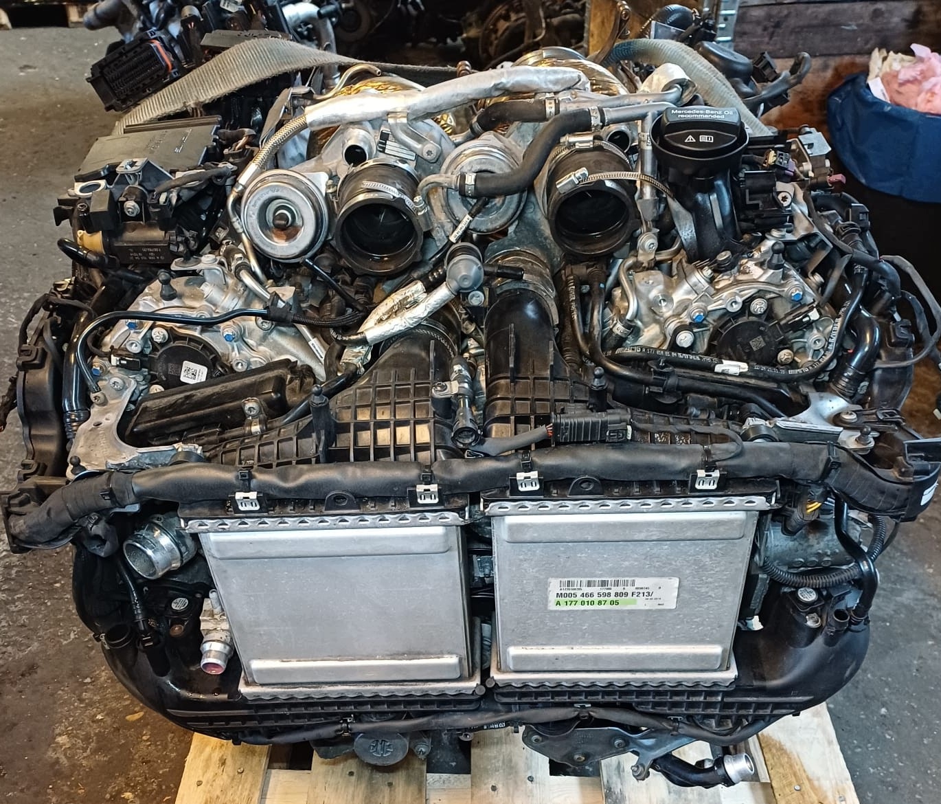 Kompletní motor — Mercedes-Benz G-Class, Skladom v EÚ — foto 1