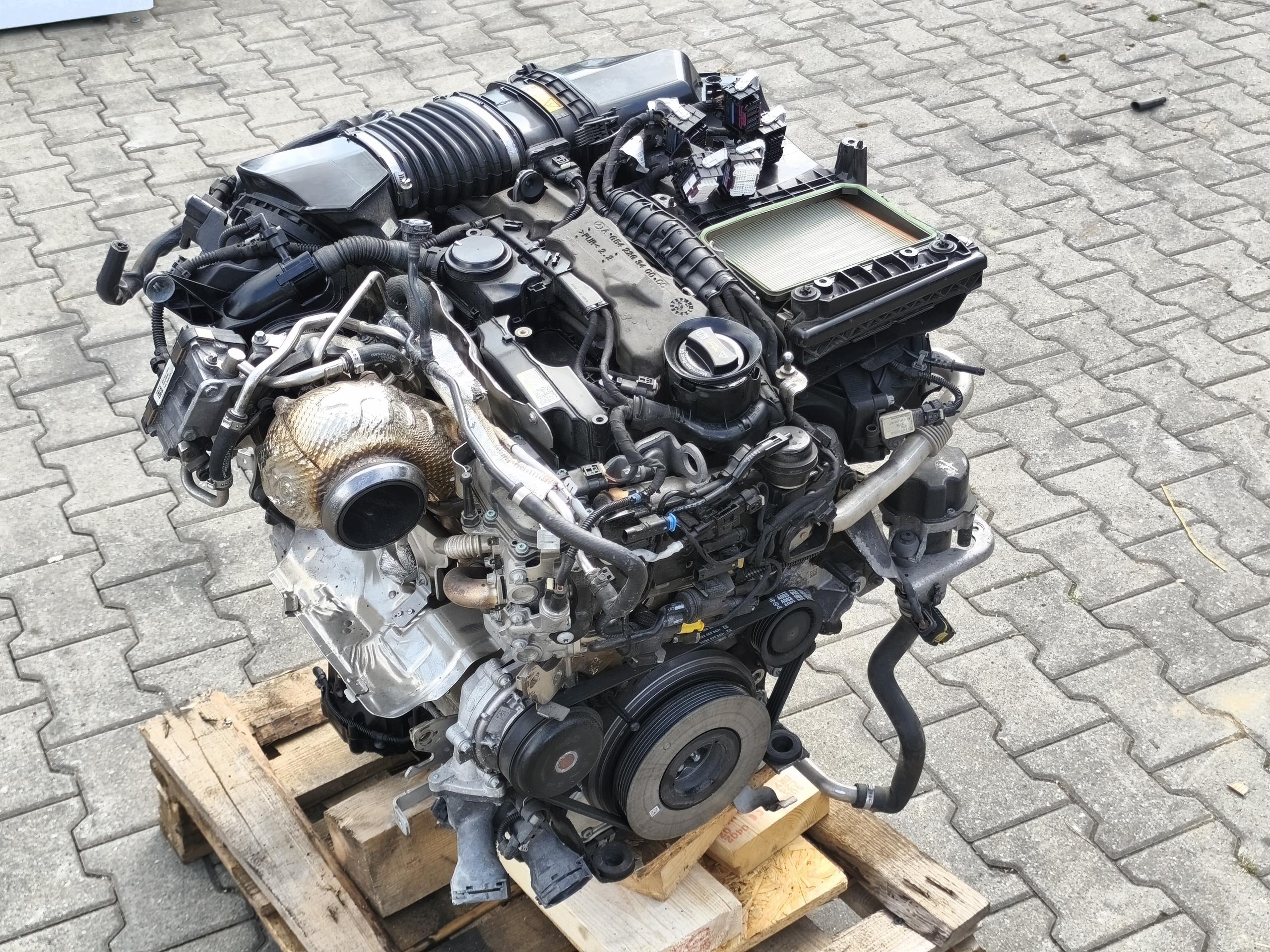 Kompletní motor — Mercedes-Benz GLC 2.0 CDI, Skladom v EÚ — foto 1