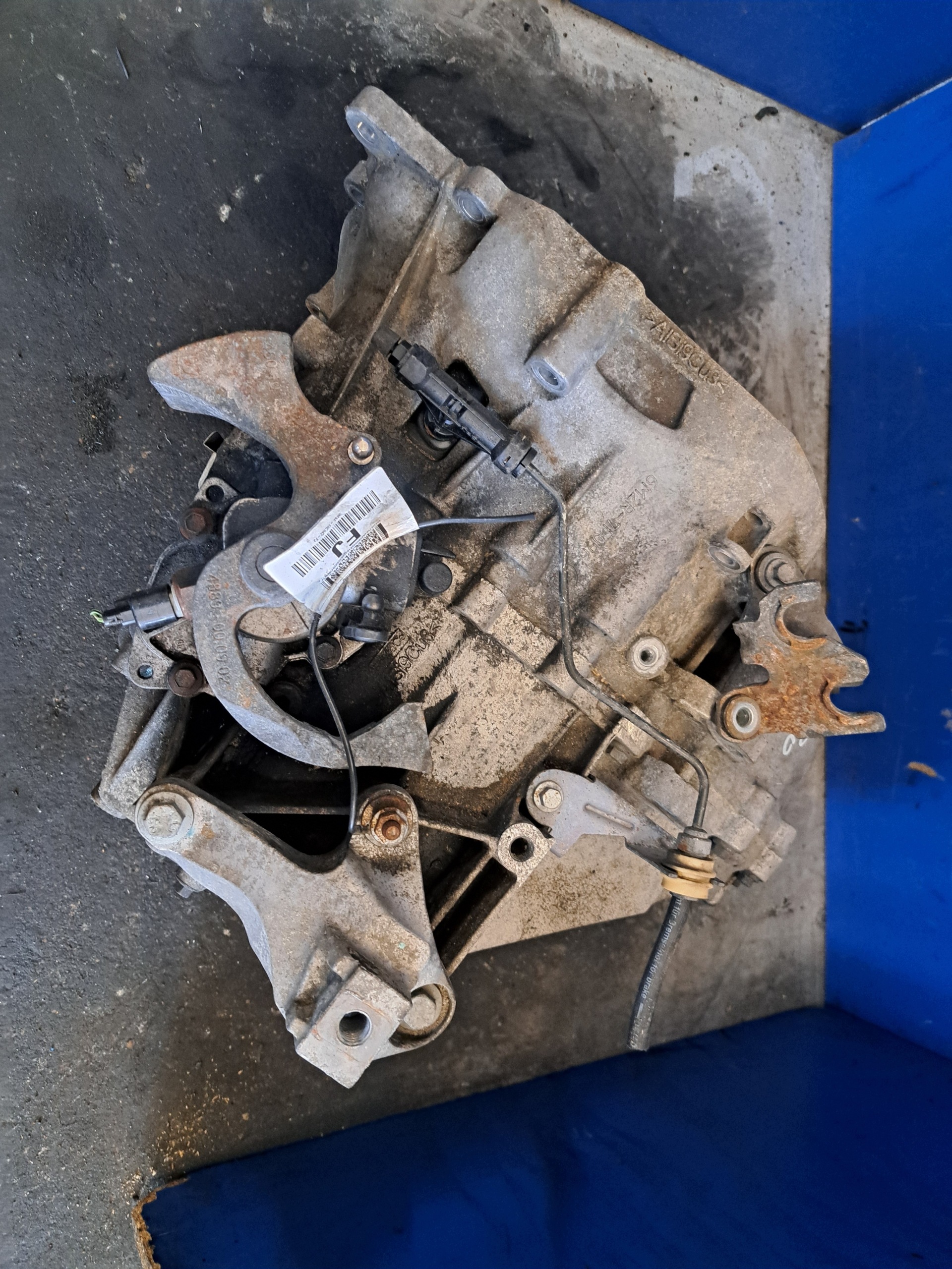Převodovka 9M5R7002LB — Ford Kuga 2.0 TDCI, Skladom v EÚ — foto 1
