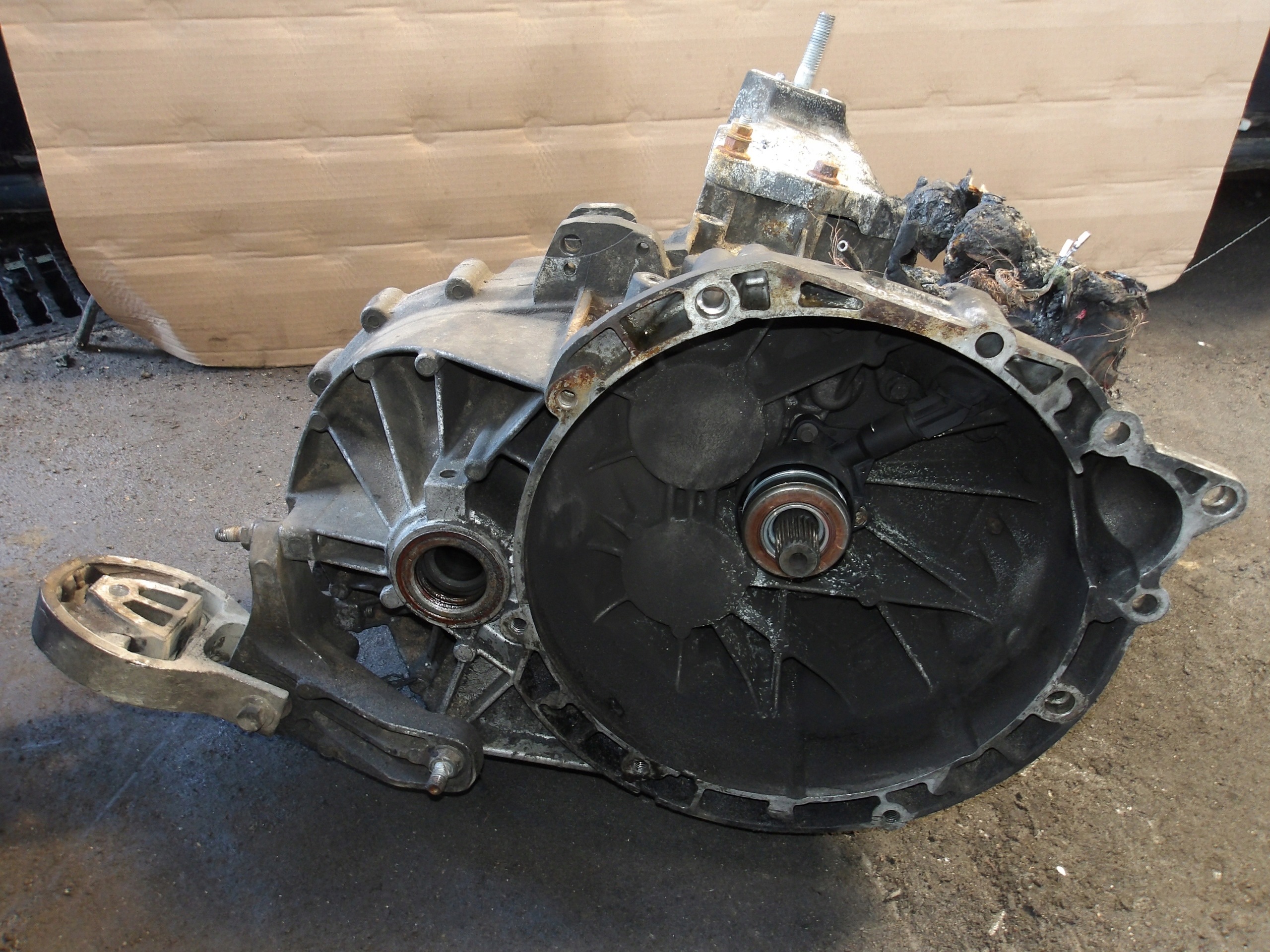 Převodovka 6M2R7F096EA — Ford S-Max 2.0 TDCI, Skladom v EÚ — foto 1