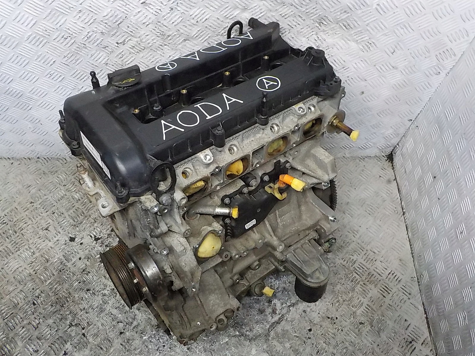Motor — Ford C-Max 2.0, Skladom v EÚ — foto 1