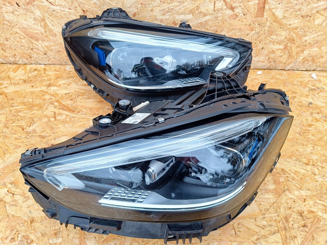 Světlomet — BMW, Skladom v EÚ — foto 11 z 12