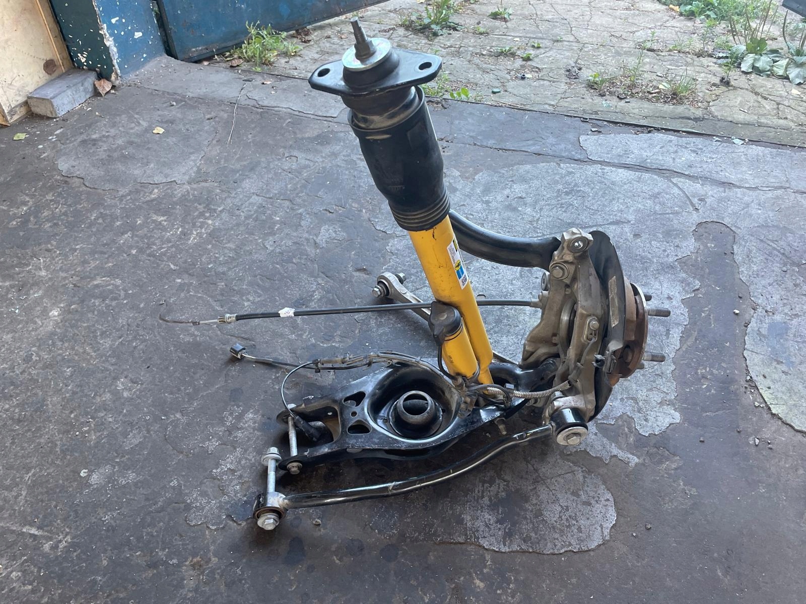 OEM komponent — Dodge 6.2, Skladom v EÚ — foto 1