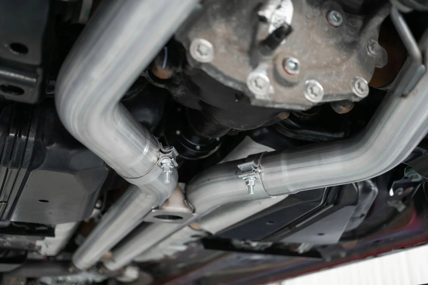 Výfuk Cat — Ford Mustang 5.0, Skladom v EÚ — foto 3 z 5