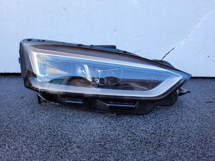 Světlomet 8W6941036E — Audi A5, Skladom v EÚ — foto 1