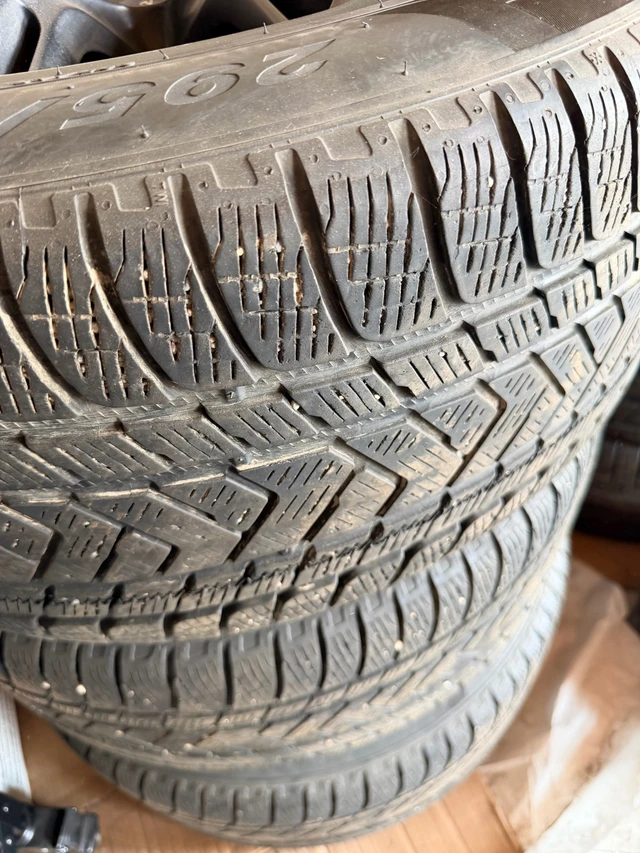 Kola — Jeep Cherokee, dovoz Kanada — foto 5 z 5
