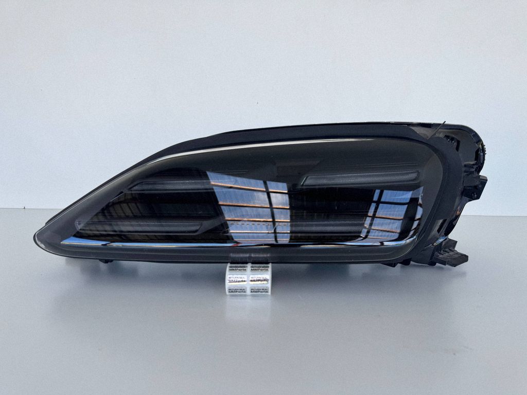 95C941005G Porsche Macan (95C) světlomet, Skladom v EÚ — foto 1