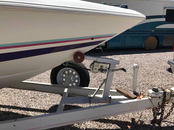 1996 Sea Ray, dovoz USA — foto 4 z 12