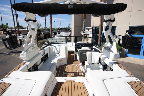 2019 Nautique, dovoz USA — foto 5 z 12