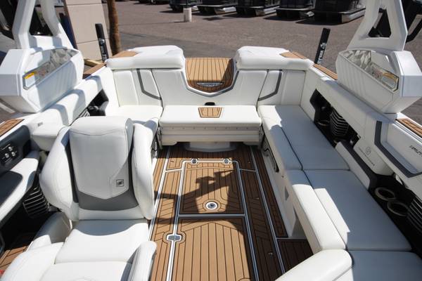 2019 Nautique, dovoz USA — foto 9 z 12