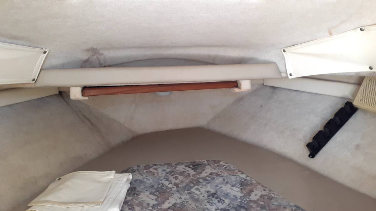 1996 Bayliner, dovoz USA — foto 5 z 9