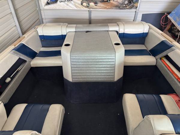 1986 Sea Ray, dovoz USA — foto 5 z 12
