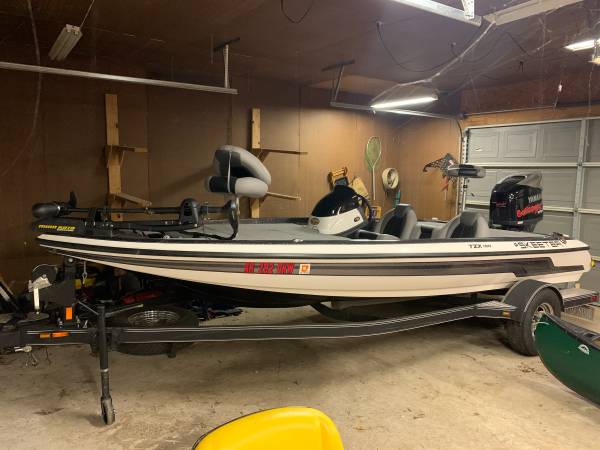 2012 Skeeter, dovoz USA — foto 1 z 12 2012 Skeeter, dovoz USA — foto 1 z 12