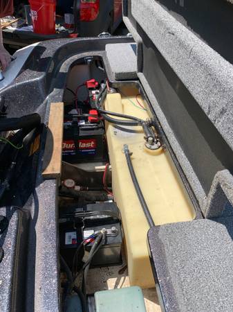 2012 Skeeter, dovoz USA — foto 10 z 12