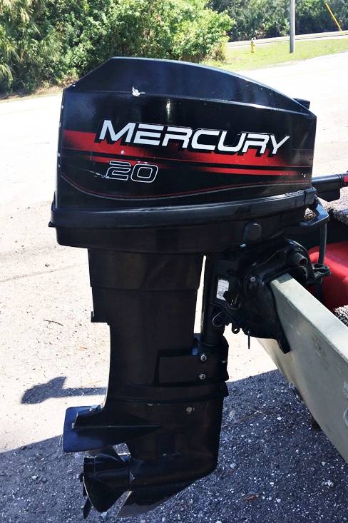 Boston Whaler, dovoz USA — foto 11 z 11