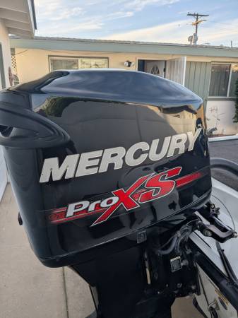 2014 Nitro, dovoz USA — foto 3 z 6