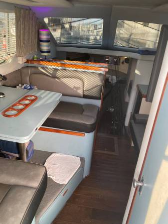 Sea Ray, dovoz USA — foto 5 z 12