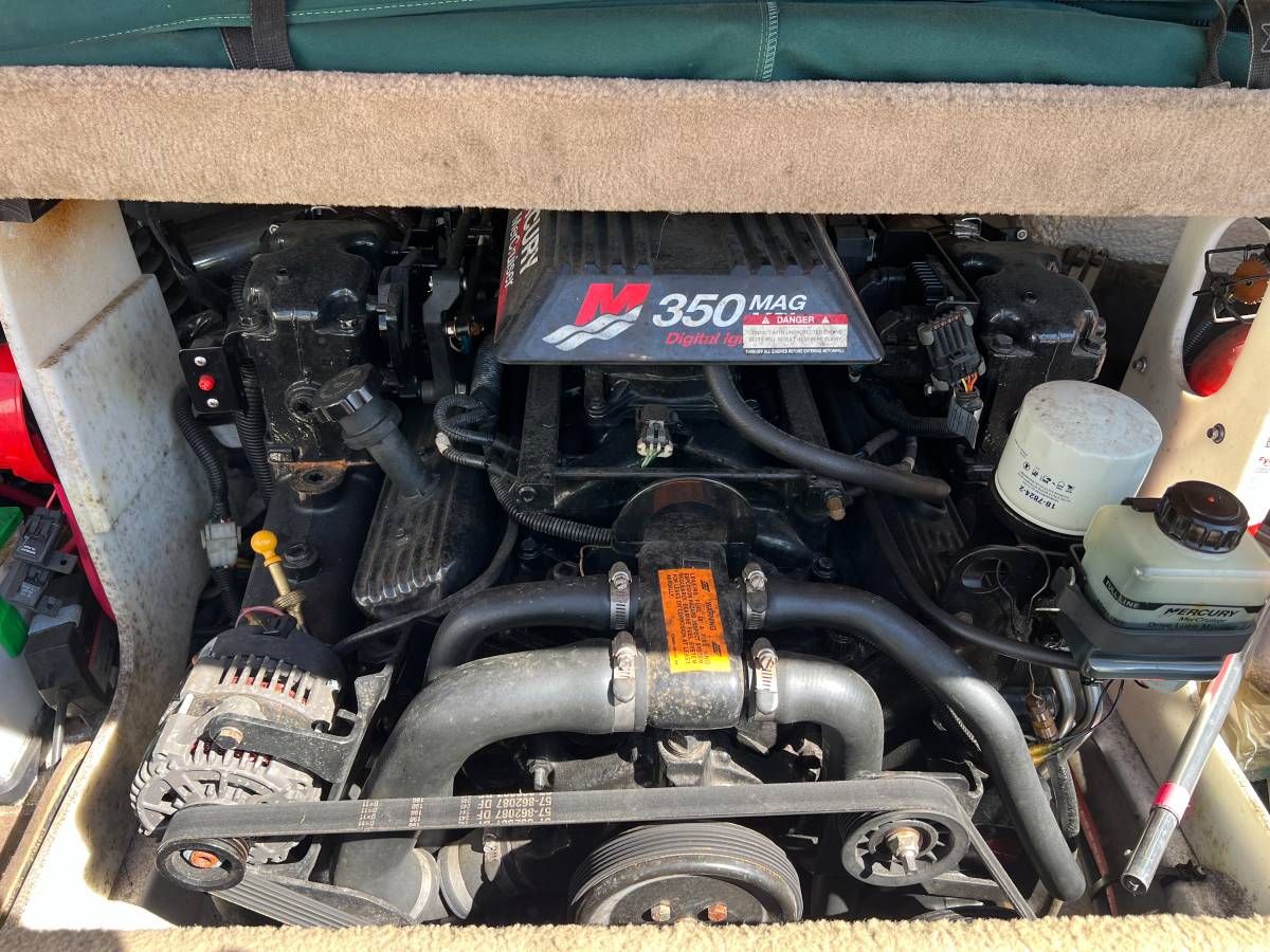 2001 Chaparral, dovoz USA — foto 10 z 12