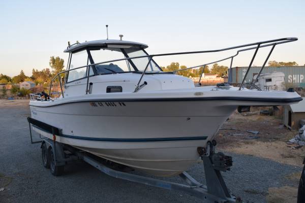 Bayliner, dovoz USA — foto 4 z 12