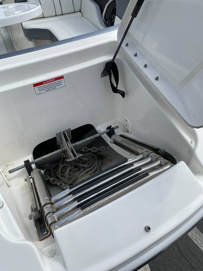 2016 Sea Ray, dovoz USA — foto 6 z 12