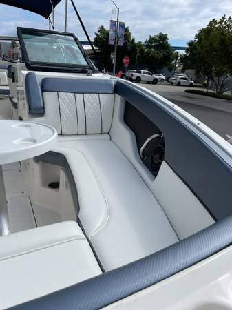 2016 Sea Ray, dovoz USA — foto 8 z 12