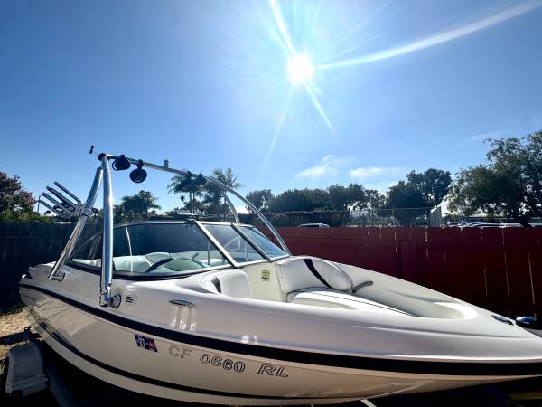 MasterCraft, dovoz USA — foto 1 z 12 MasterCraft, dovoz USA — foto 1 z 12