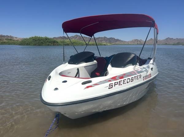 Sea-Doo, dovoz USA — foto 1 z 4 Sea-Doo, dovoz USA — foto 1 z 4