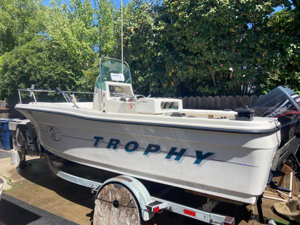 1996 Bayliner, dovoz USA — foto 9 z 11