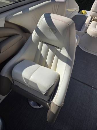 2024 Cobalt, dovoz USA — foto 11 z 12